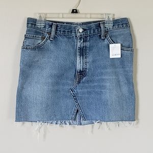 NWT UO Urban Outfitters Recycled Levi's Women's Denim Skirt Size Large